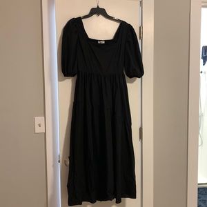 Mango Medium Black Puffed Sleeves Dress